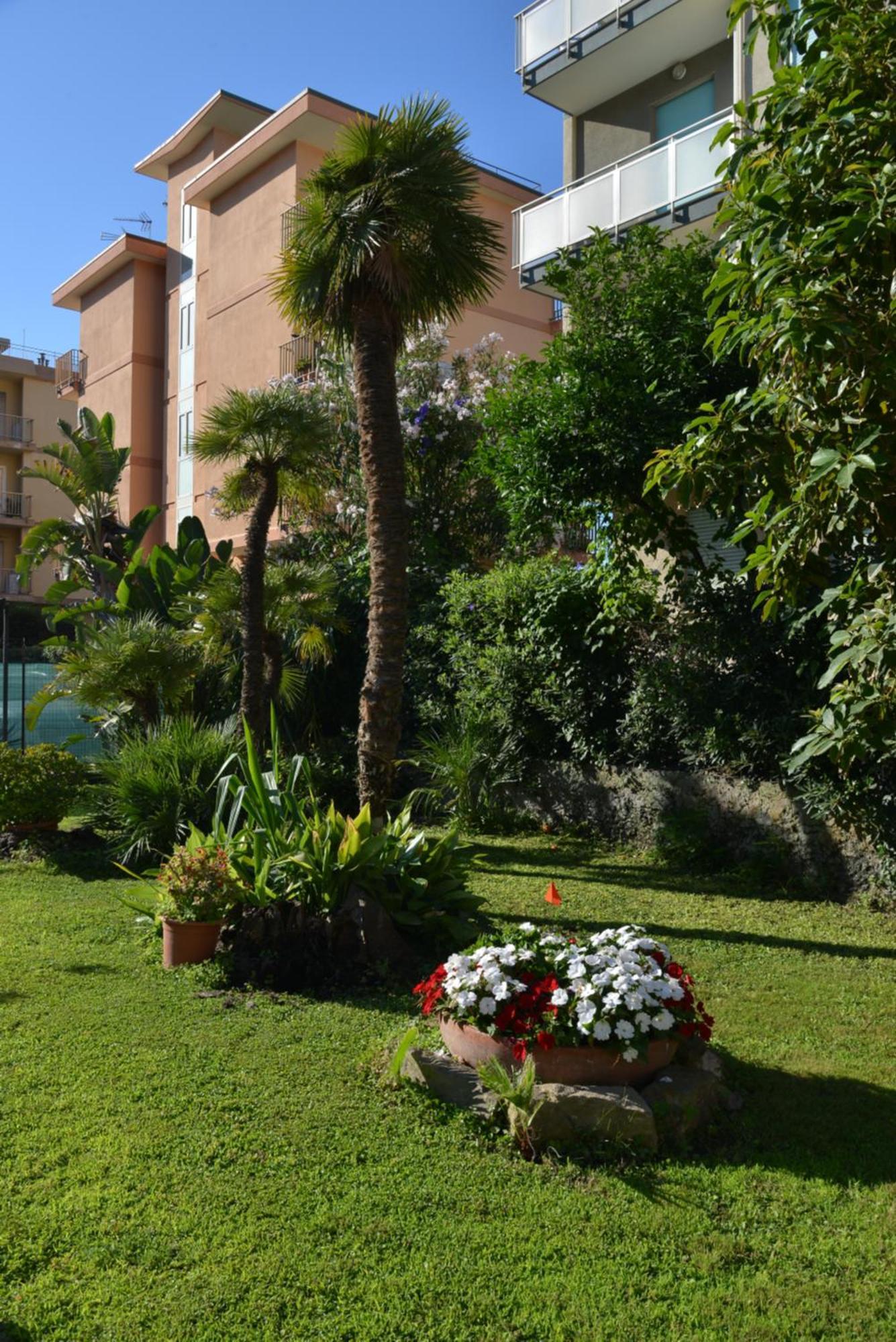 Hotel Rosalia Bordighera Esterno foto