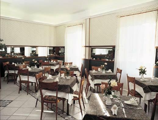 Hotel Rosalia Bordighera Esterno foto