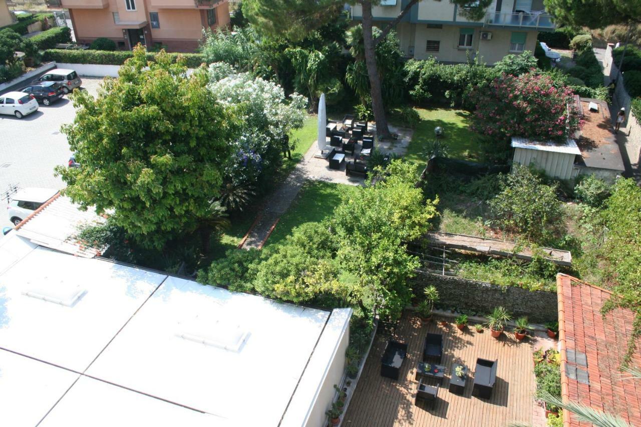 Hotel Rosalia Bordighera Esterno foto